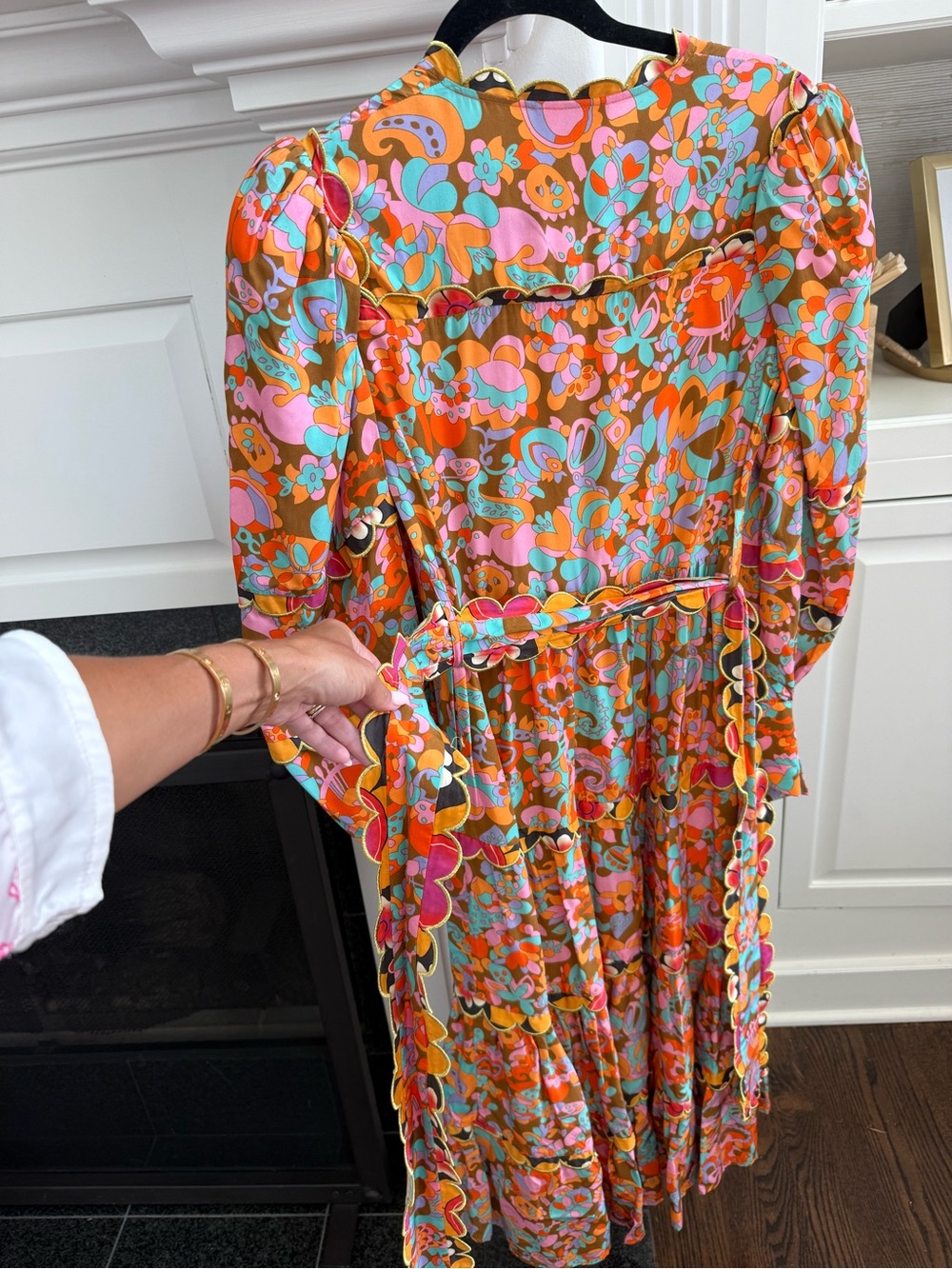 CeliaB Orange Floral Midi Dress with Puff Sleeves - Picture 7 of 11